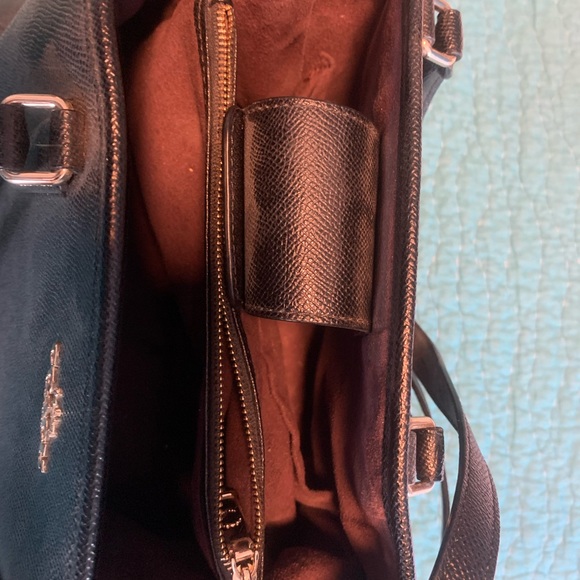 Leather coach handbag. Suede interior. - Picture 2 of 12